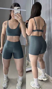 Conjunto Ana de short poliamida aveludado com alças reguláveis